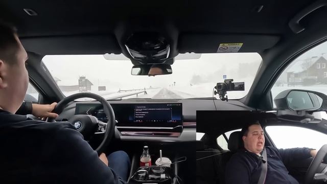 BMW i5 eDrive40 Uppsala-Tibro-Uppsala - Stabil bil! | Elbilsmagasinet смотреть онлайн
