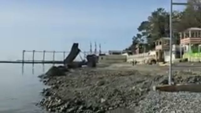 В Сочи началась весна, поэтому воду можно и отключить.. смотреть онлайн