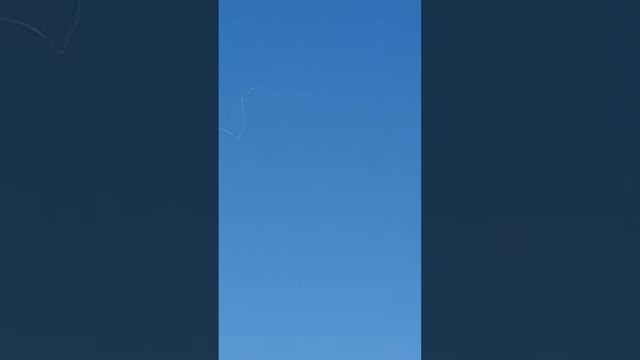 Bermuda Kite. Traditional Loud Hummer.  (Kite Makes Lots Of Noise)