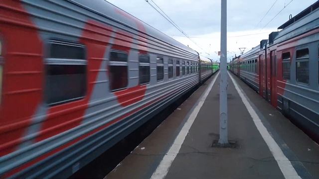 "Последний Синий"! Электровоз ЧС7-054 с фирменным поездом 22 "Полярная Стрела"! смотреть онлайн