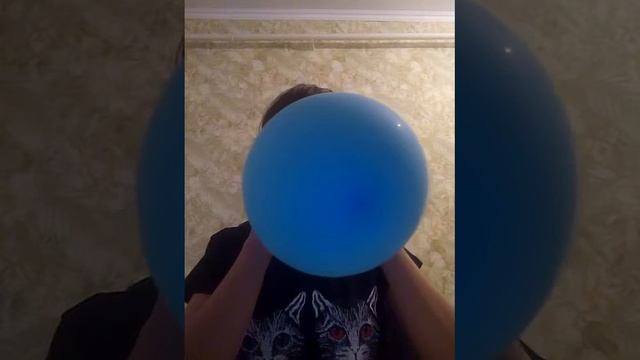 Пробую вдохнуть гелий. ( Не постановка) смотреть онлайн