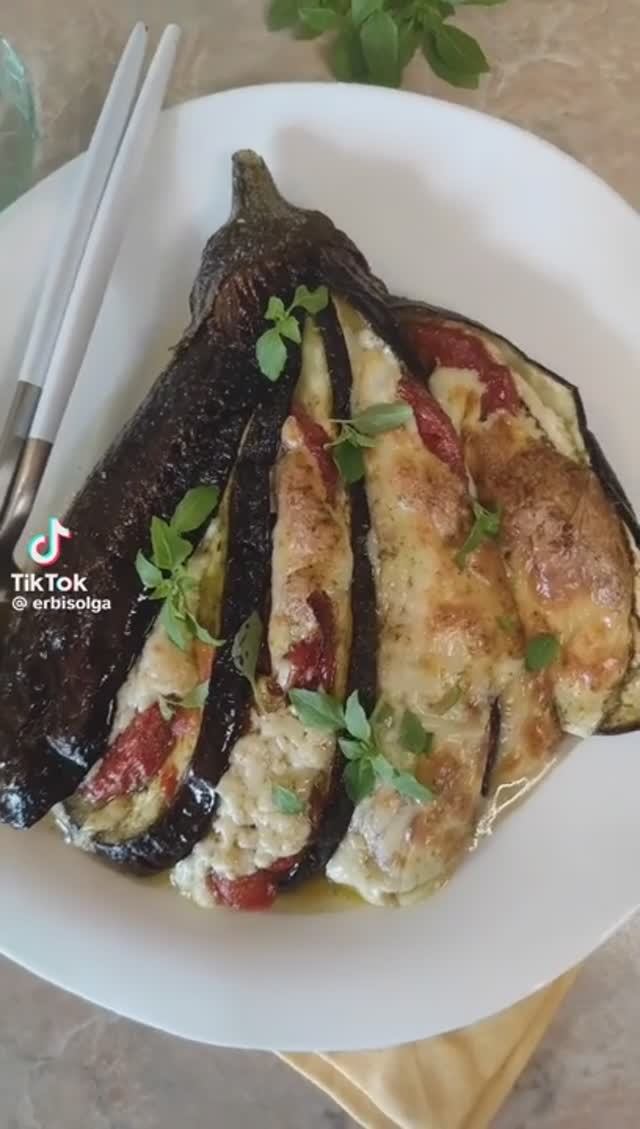 Баклажаны с сыром и помидорами !!! смотреть онлайн