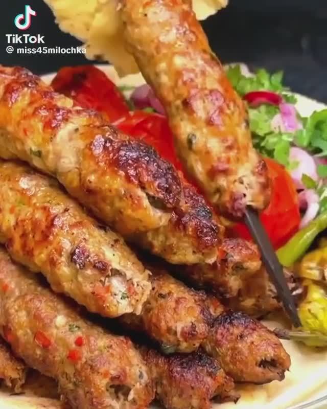 Люля кебаб на шпажках !!! смотреть онлайн