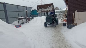 УБОРКА СНЕГА НА САМОДЕЛЬНОМ МИНИМ ТРАКТОРЕ