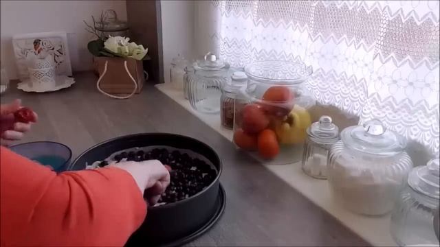 Кухен с замороженными ягодами черники и клубники! Домашняя еда Кухня Рецепты смотреть онлайн