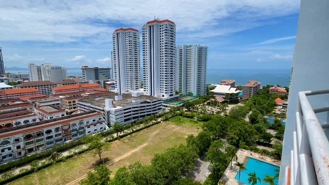 View Talay 5D. Sea View Studio for Sale at 2,590,000 THB. Only 100m from the Dongtan Beach. Thailand смотреть онлайн