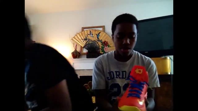 KD 5 low top (orange,yellow, and blue) смотреть онлайн