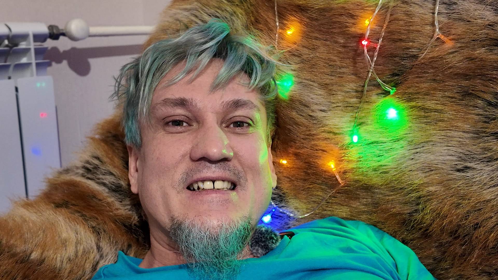 Без еды, трэша и Китая. Просто болтовня блогера - Дневник канала 12 смотреть онлайн