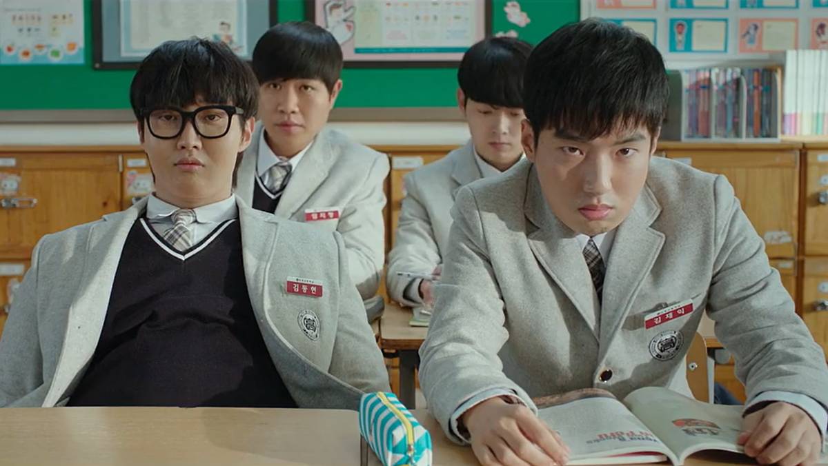 Тот кто сидит внутри (краткий пересказ фильма. Вкино) смотреть онлайн