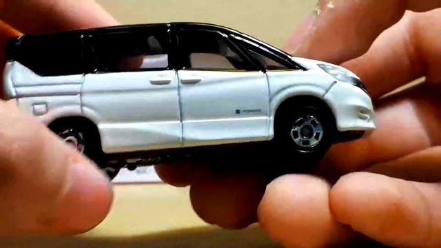 REVIEW TOMICA SERENA E POWER 52 смотреть онлайн