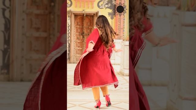 ADIRICHA MAROON PLUS SIZE KAFTAN смотреть онлайн