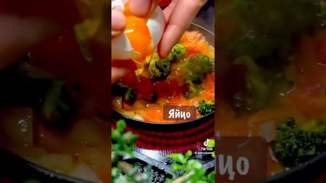 Самая вкусная яичница на завтрак !!! смотреть онлайн