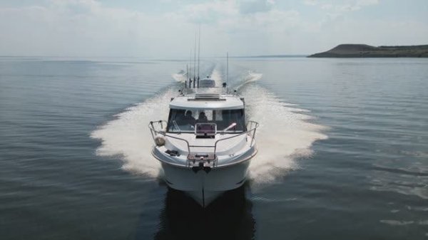 Обзор Beneteau Antares 7.80