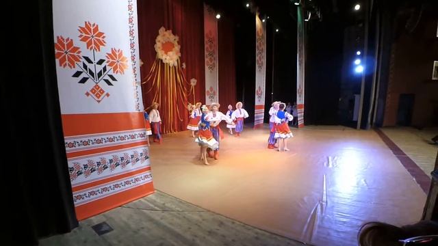 Н.А.Н.Т "Веснянка" - Полька на два боки смотреть онлайн