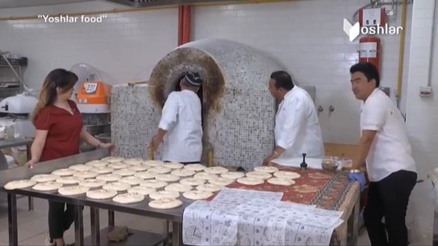 Yoshlar food | Тандирда ёпилган нон [19.06.2021] смотреть онлайн