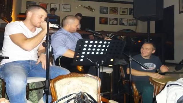 Pure Acoustic Live@Sarajevo - Ena (Haustor) смотреть онлайн
