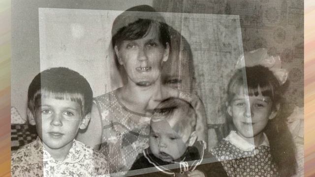 Немного о себе и родителях. Фотографии из личного архива. смотреть онлайн