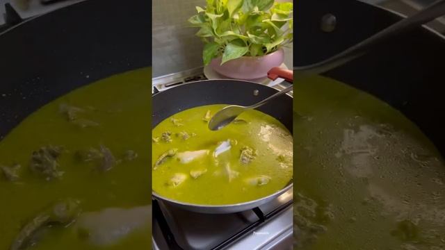 COCONUT CHICKEN CURRY смотреть онлайн
