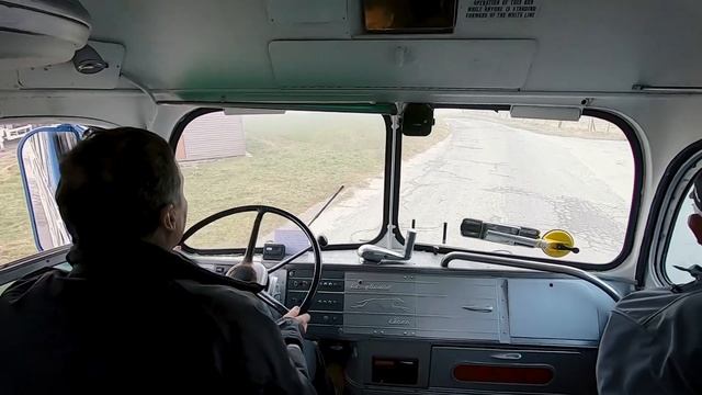 Restoration of a Greyhoundbus Silversides, EP 5, Transfer ride смотреть онлайн