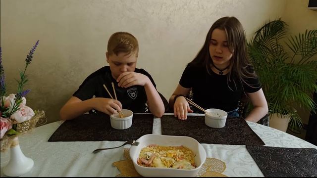 MUKBANG - О Корее . Неловкие ситуации - Едим рамён смотреть онлайн