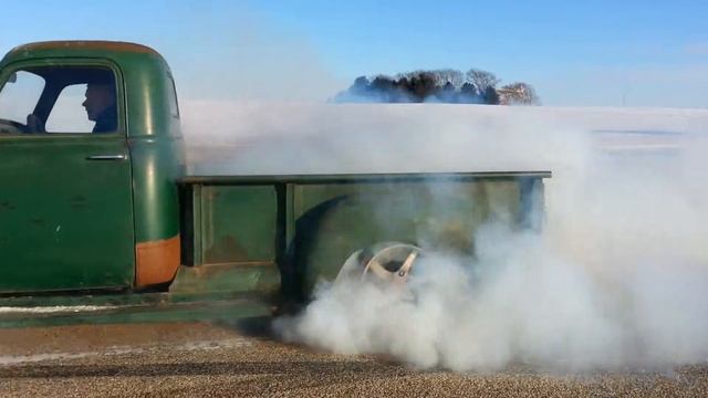 1950 Gmc Rat truck @ Blowin Money Speed Shop смотреть онлайн