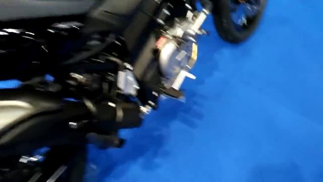 V strom 650 xt смотреть онлайн