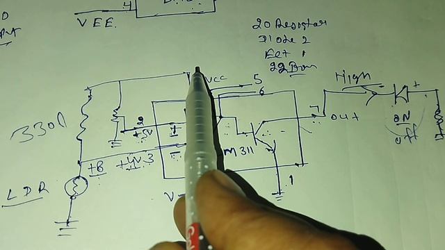 Lm311ic| Lm311comparator Circuit| एलएम 311आईसी|#ic311