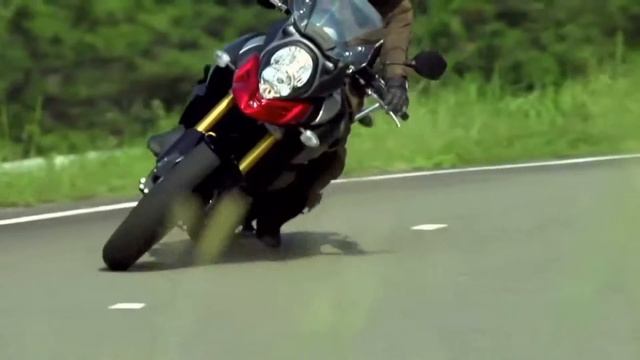SUZUKI V-STORM 1000 смотреть онлайн