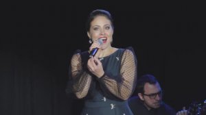 Алёна Петровская-"Полынь трава" муз. и сл. Е.Ваенга.