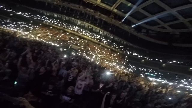 Linkin Park – Shadow of the day [GoPro] (Live in Moscow, Russia, 29.08.2015) [Fan-Zone] смотреть онлайн