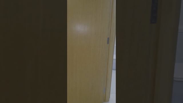 La Fiesta 2 Bedroom plus 2 Bathroom for rent! 1min Sengkang MRT & Compass One. смотреть онлайн