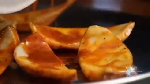 Creamed Bacon on Potato skin Recipe | Ventuno Chef's Corner смотреть онлайн