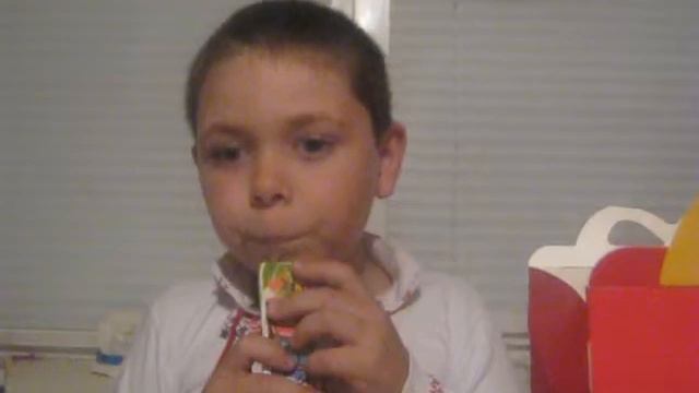 #Челлендж.вызов принят«Домашний Хэппи Мил». А что вы положите в свой хэппи мил?) смотреть онлайн