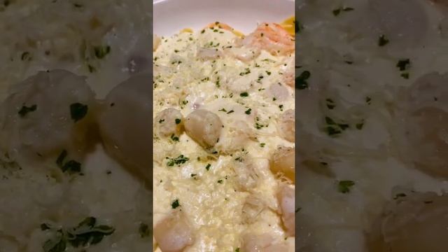 🔥 Fettuccine Alfredo Con Camarones Y Callo De Hacha🔥Sígueme Para Más Contenido De #Comida #Pasta смотреть онлайн