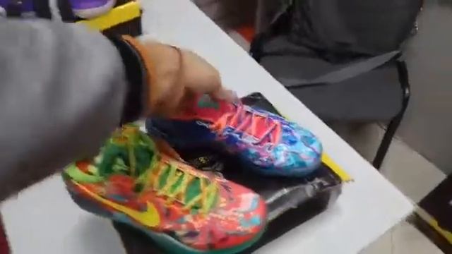 Баскетбольные кроссовки Nike Kobe 8 (VIII) Premium в магазине youmarket.kz смотреть онлайн
