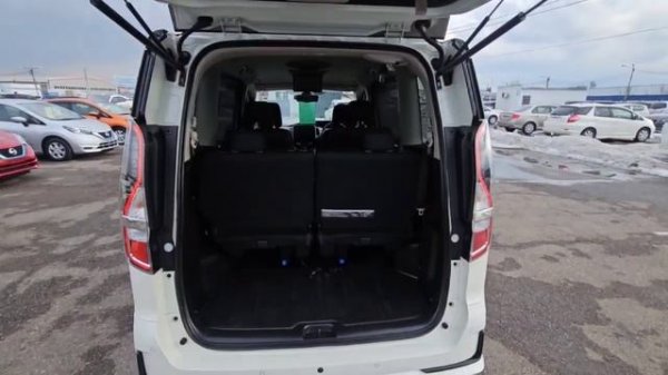 Рестайлинговая NISSAN SERENA E-POWER 2020г. Цена в Красноярске 2.550.000р.