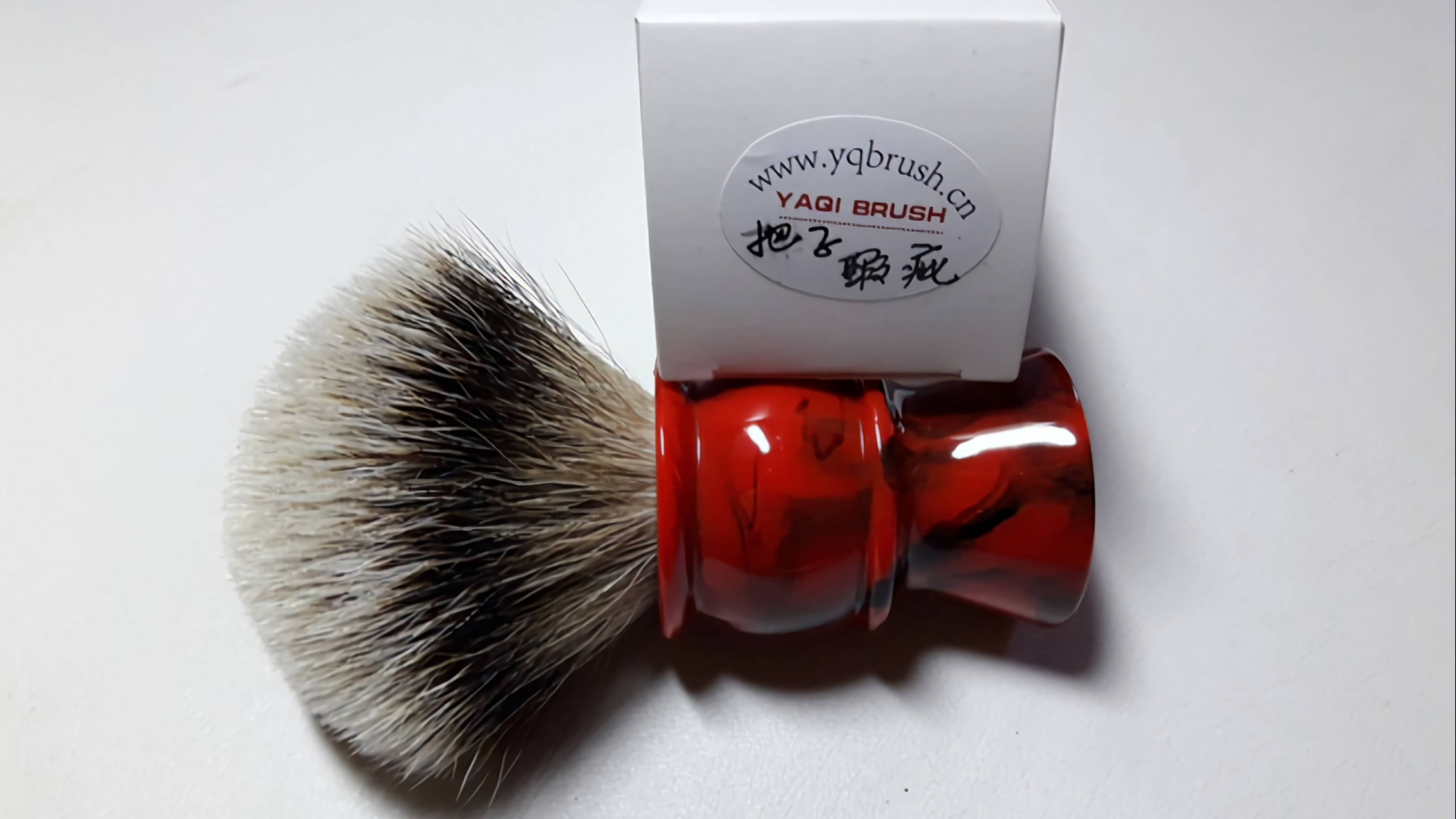 Бритье. Yaqi Silver tip. Подготовка нового помазка к дальнейшему использованию. смотреть онлайн