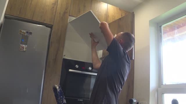 Сам собрал кухню по своему проекту