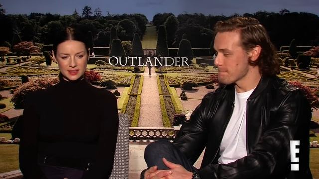 "Outlander" Actors Talk Characters' Weaknesses | Celebrity Sit Down | E! News смотреть онлайн