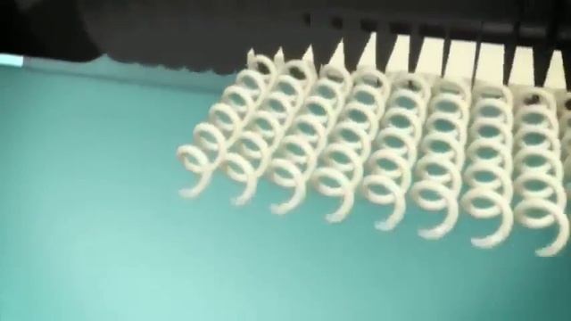 Как делают мивину/доширак (вермишель быстрого приготовления) смотреть онлайн