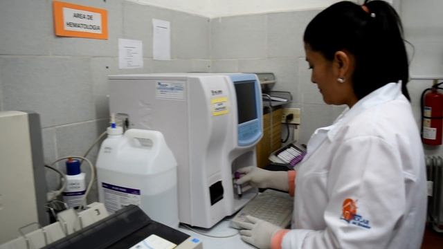 Laboratorio Clinico смотреть онлайн