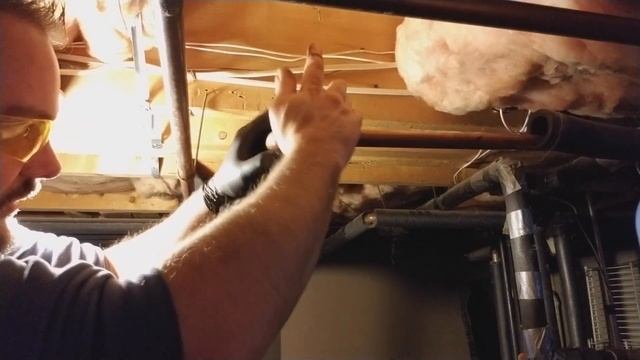 Copper Pipe Repair DIY and MORE Hot water heater draining and valve fix смотреть онлайн