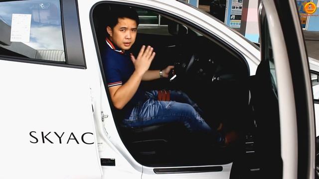 [รีวิวใช้งาน] Mazda2 การปรับเบาะที่ถูกวิธีในฉบับของมาสด้า การบันทึกที่นั่งตำแหน่งไฟฟ้า ดูคลิปจบ!! смотреть онлайн