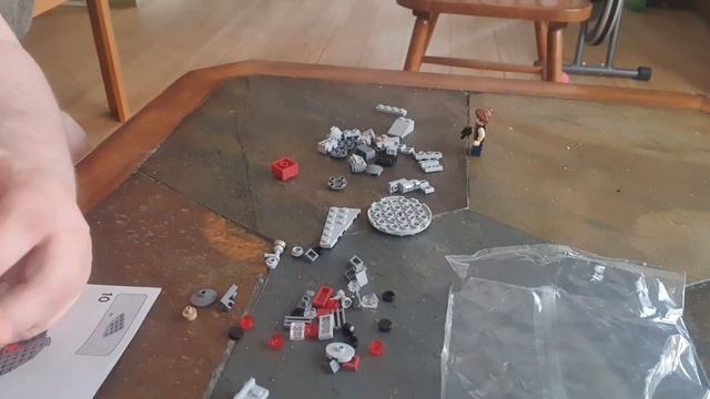 LEGO Star Wars Microfighters Series 8: Millennium Falcon смотреть онлайн