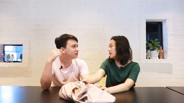 Can They Guess The Toy!? Valentine's Day Special | MIGHTY STORIES (CHALLENGE)