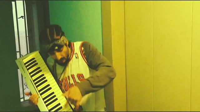 Чипинкос - Мой Бит (Official Music Video) смотреть онлайн