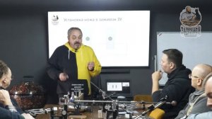 Как правильно зажать нож в заточном устройстве. Лекция в Заточном Клубе