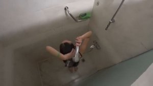 ПРАНК С БЕСКОНЕЧНЫМ ШАМПУНЕМ над ДЕВУШКОЙ ! SHAMPOO PRANK