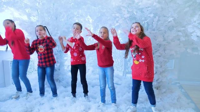 Дети Бога - Рождество! Детские христианские песни. смотреть онлайн