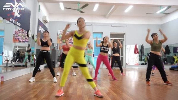 38 Mins - Aerobic Class Dance Workout - Eva Fitness